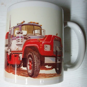 R MODEL MACK TRUCK IMAGE COFFEE MUG (D)